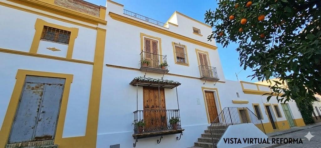 Adosado de 5 habitaciones en La Algaba en venta - 145.000 € (Ref: 9625807)