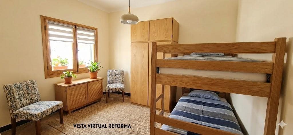 5 makuuhuone Rivitalo myytävänä paikassa La Algaba - 145 000 € (Ref: 9625807)
