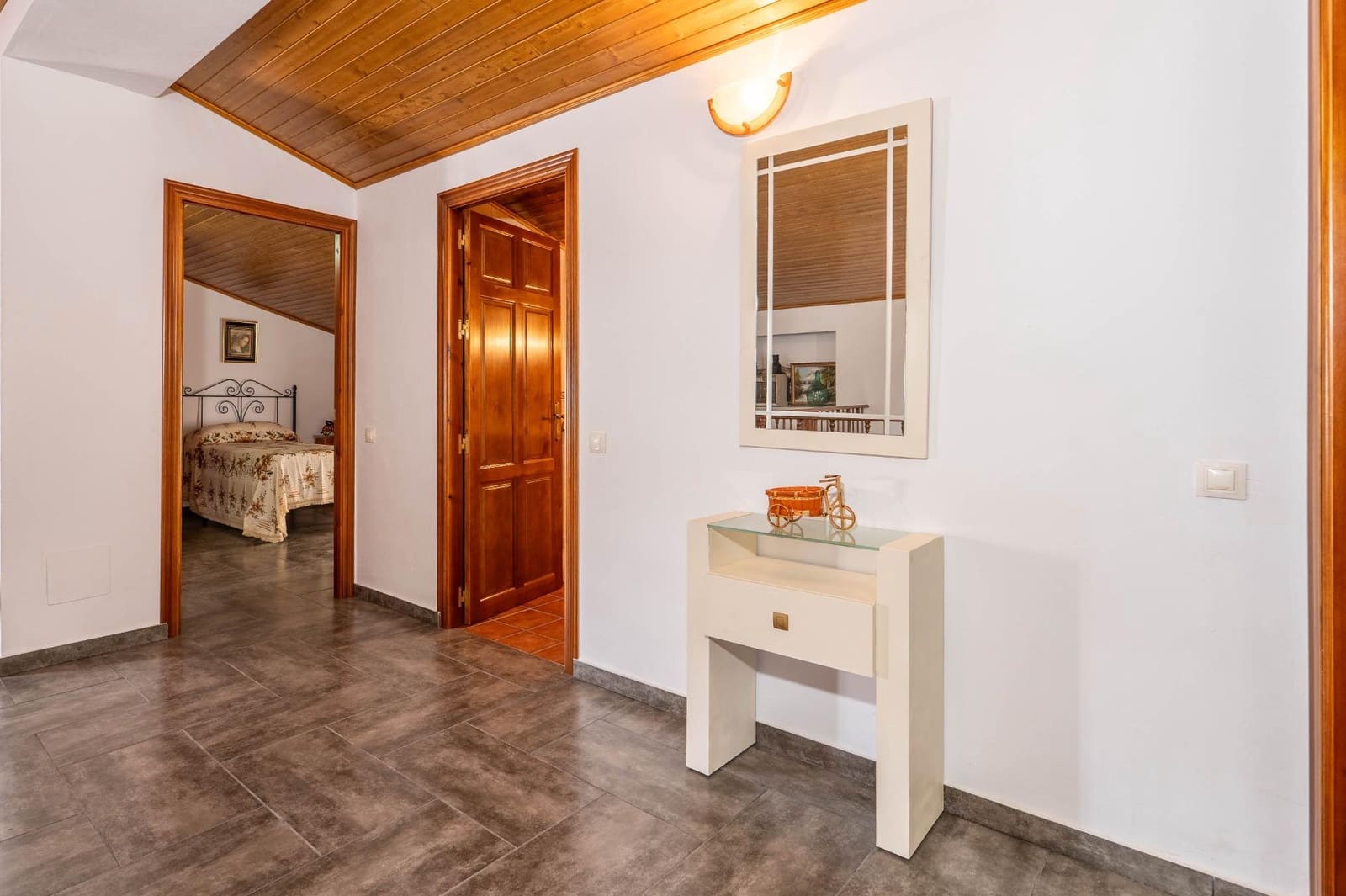 4 bedroom Villa for sale in El Garrobo with garage - € 325,000 (Ref: 9634413)