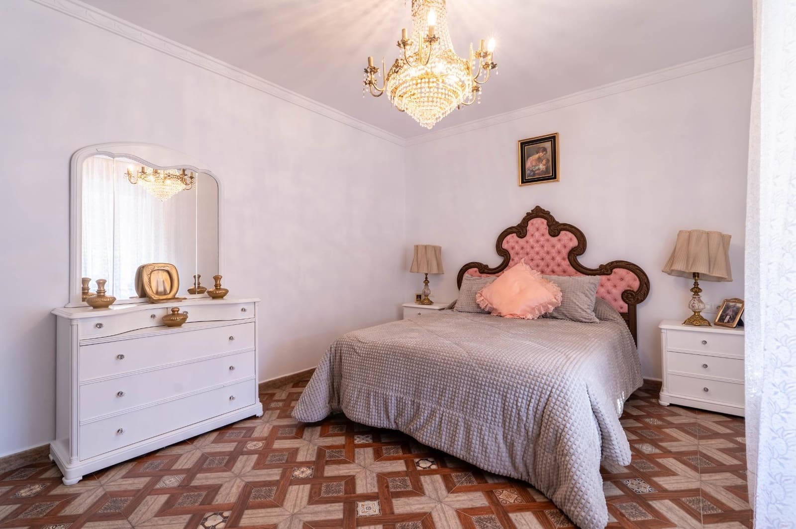 Chalet de 4 habitaciones en El Garrobo en venta con garaje - 325.000 € (Ref: 9634413)