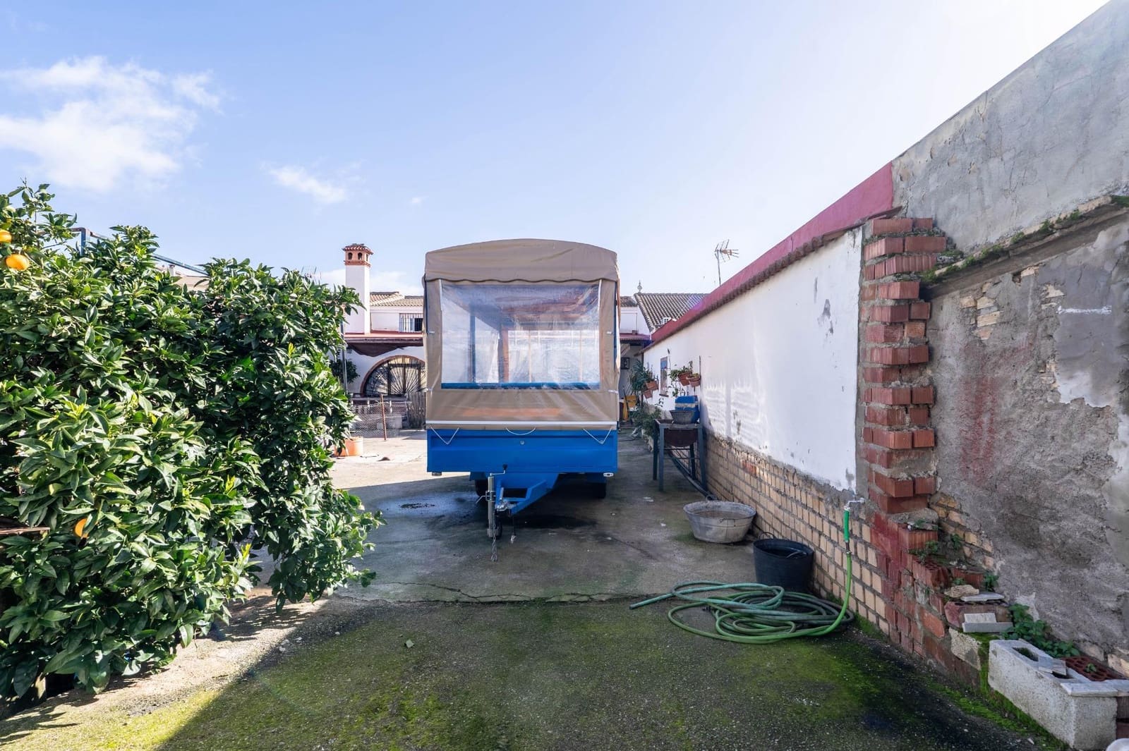 Chalet de 4 habitaciones en El Garrobo en venta con garaje - 325.000 € (Ref: 9634413)