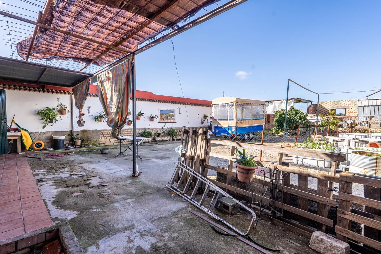 Chalet de 4 habitaciones en El Garrobo en venta con garaje - 325.000 € (Ref: 9634413)