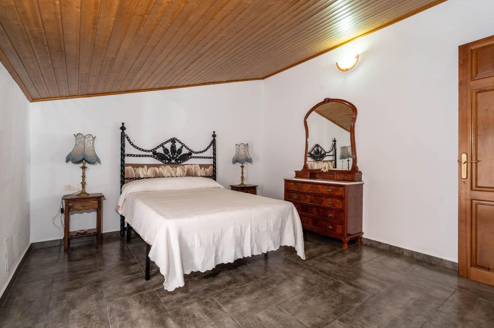 4 slaapkamer Villa te koop in El Garrobo met garage - € 325.000 (Ref: 9634413)