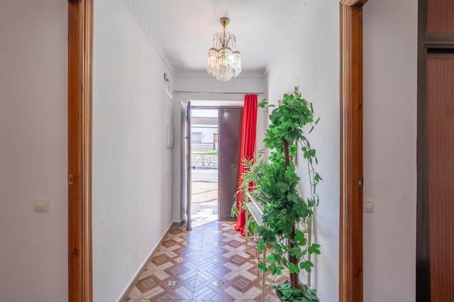 4 sypialnia Willa na sprzedaż w El Garrobo z garażem - 325 000 € (Ref: 9634413)