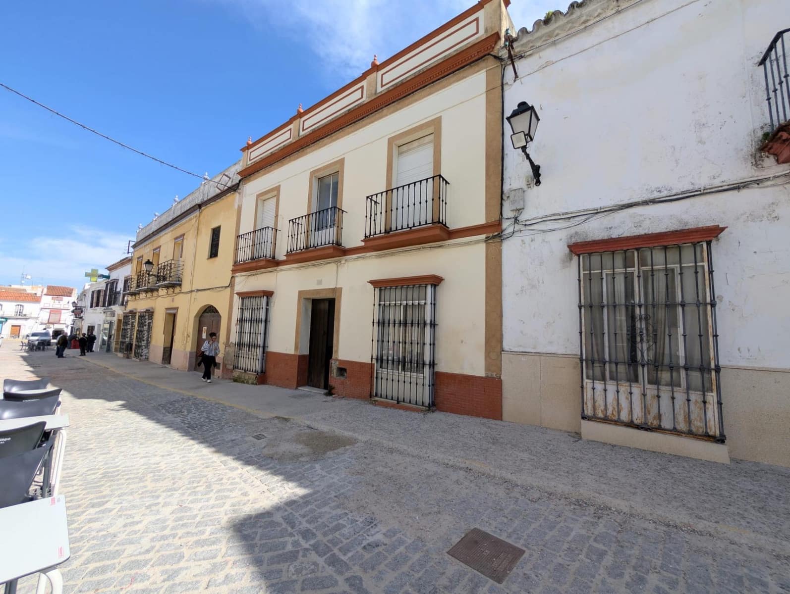 5 bedroom Townhouse for sale in Bornos - € 146,000 (Ref: 9645143)