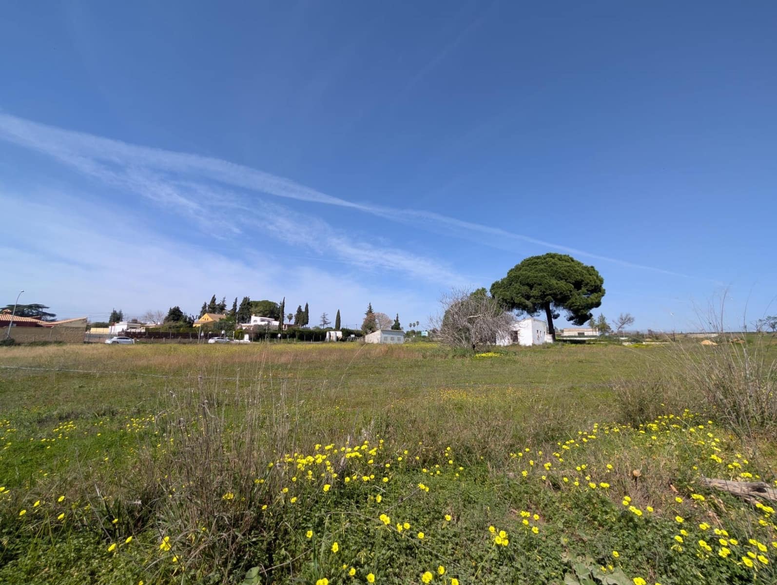 3 bedroom Villa for sale in Sanlucar la Mayor - € 150,000 (Ref: 9648281)