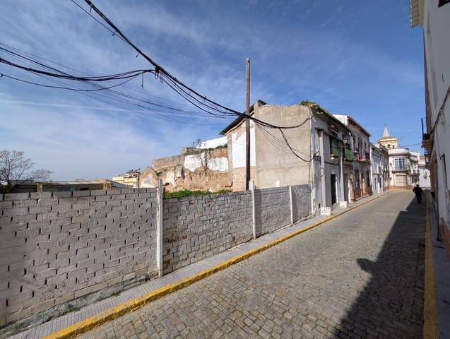 Byhus til salg i Sanlúcar la Mayor - € 150.000 (Ref: 9648282)