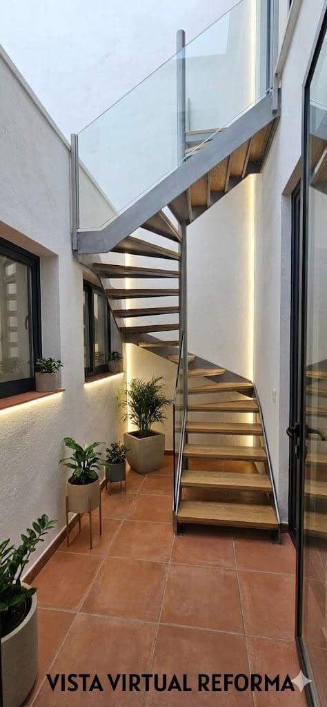 3 bedroom Terraced Villa for sale in La Algaba with garage - € 105,000 (Ref: 9720055)