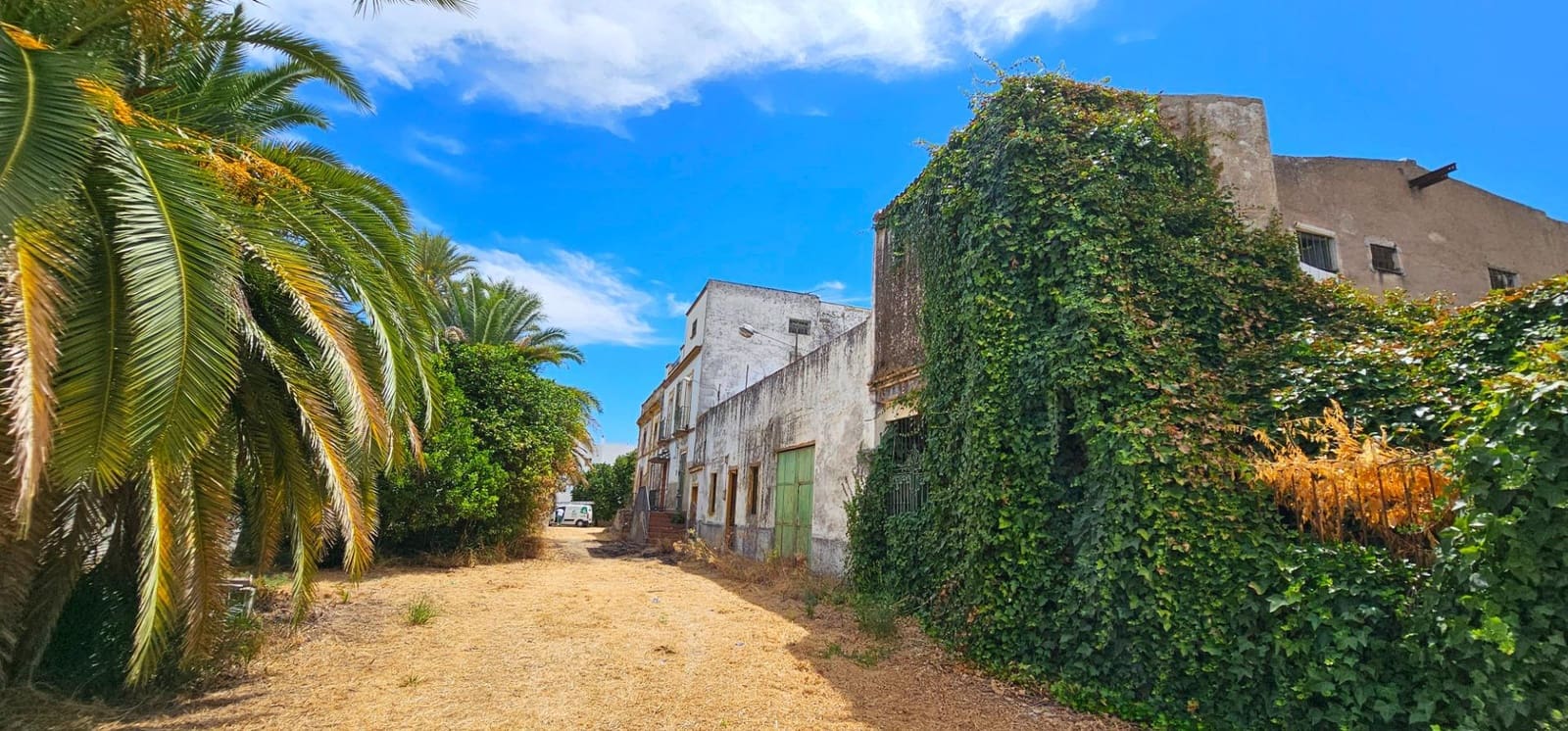 Building Plot for sale in La Algaba - € 250,000 (Ref: 9720056)