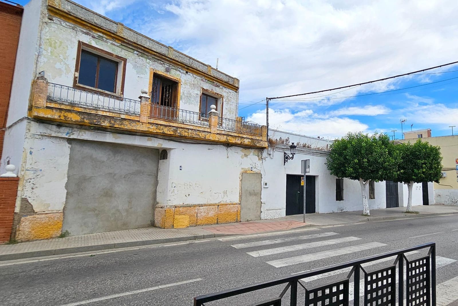 Building Plot for sale in La Algaba - € 250,000 (Ref: 9720056)