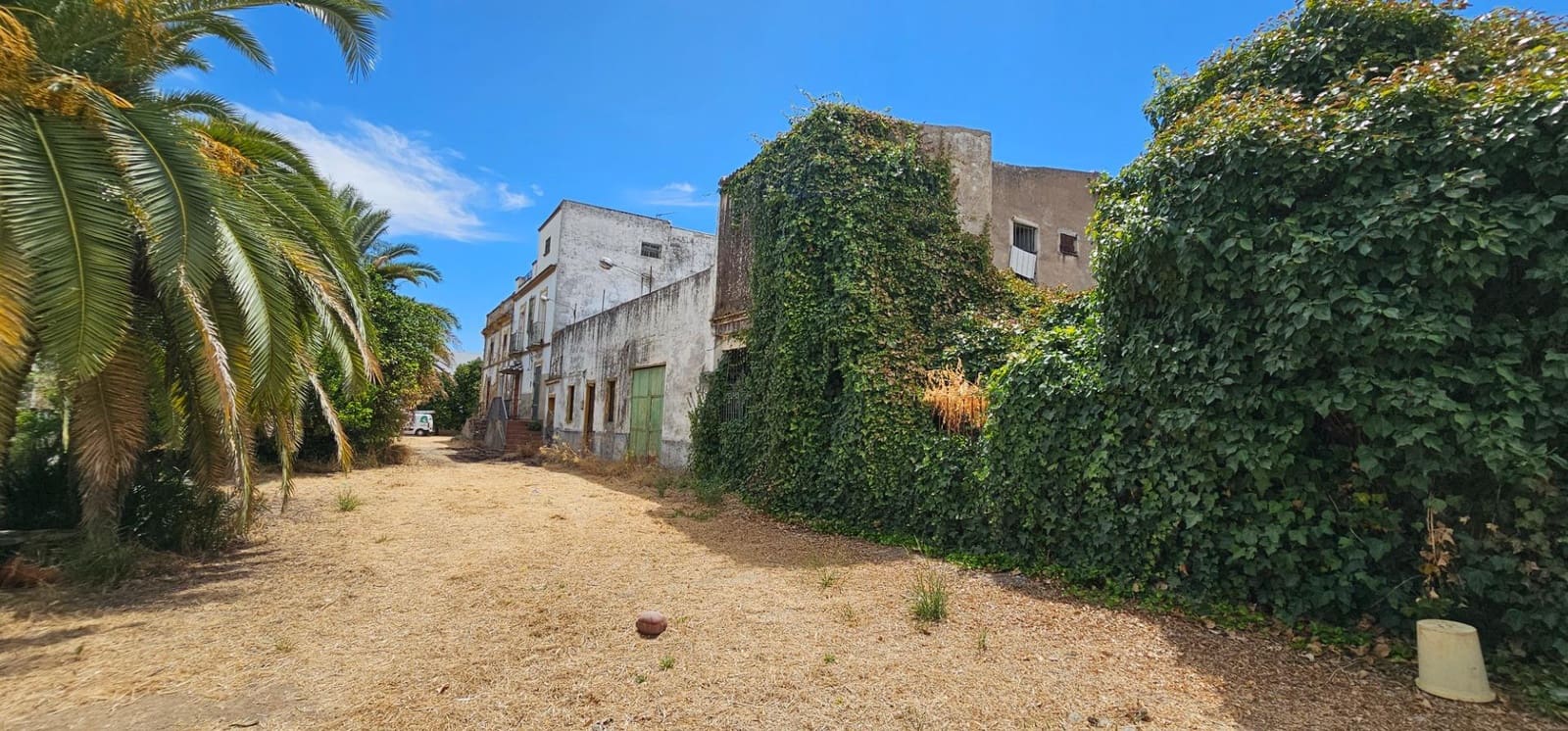 Building Plot for sale in La Algaba - € 250,000 (Ref: 9720056)