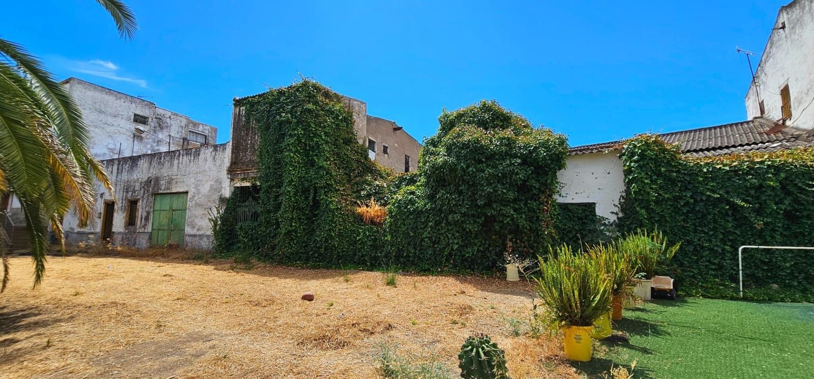 Building Plot for sale in La Algaba - € 250,000 (Ref: 9720056)