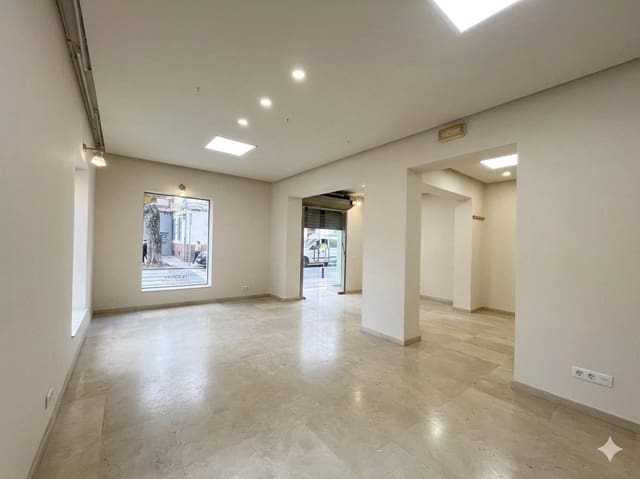 Commercial for rent in Los Remedios, Seville city - € 1,900 (Ref: 9721808)