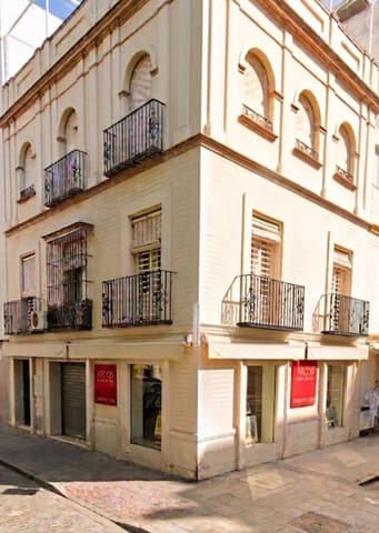 Komercyjne do wynajęcia w Los Remedios, Miasto Sewilla - 1 300 € (Ref: 9721808)