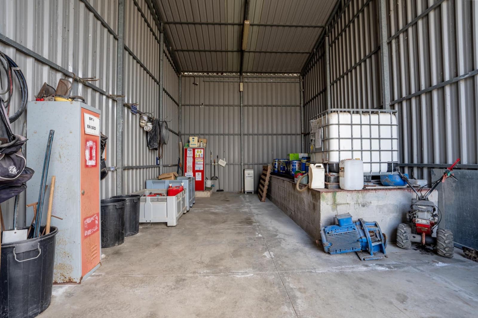 Undeveloped Land for sale in Utrera - € 650,000 (Ref: 9726753)