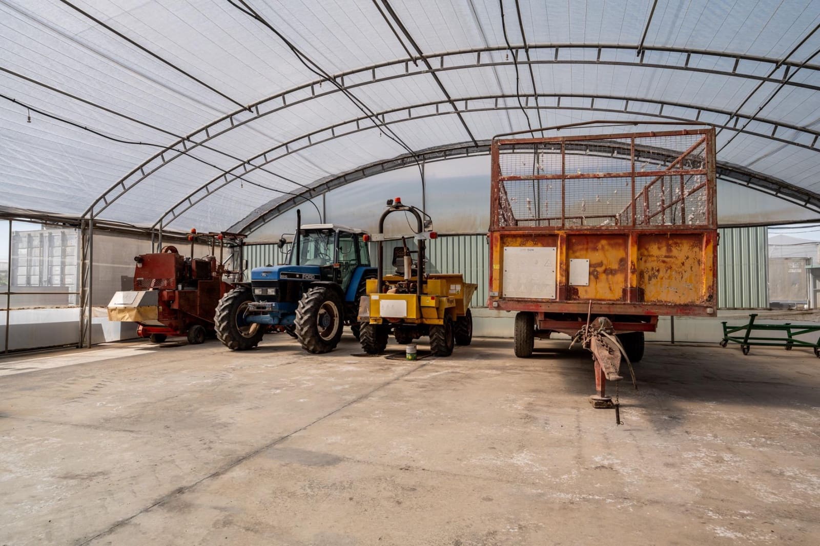 Undeveloped Land for sale in Utrera - € 650,000 (Ref: 9726753)