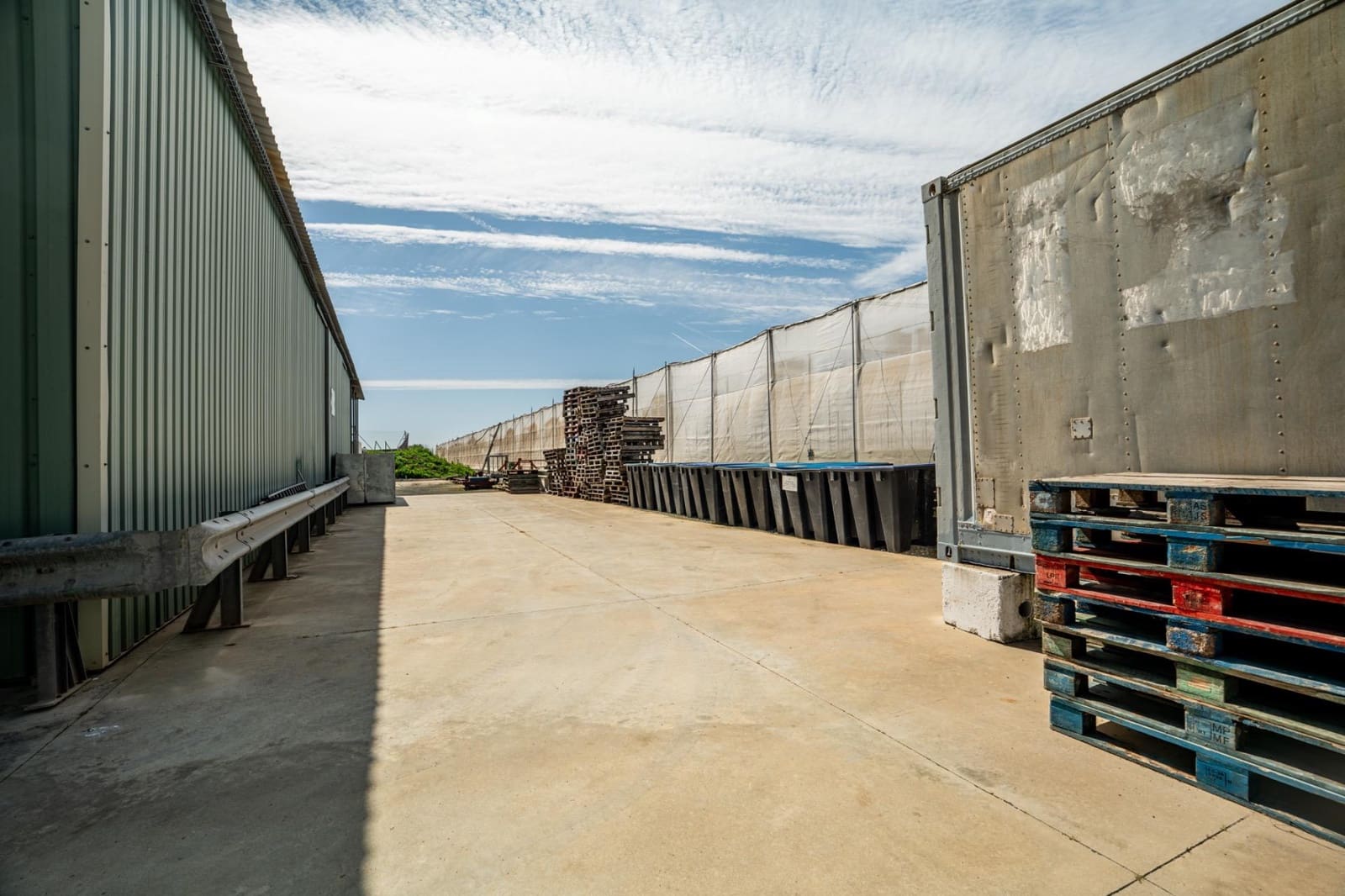 Undeveloped Land for sale in Utrera - € 650,000 (Ref: 9726753)