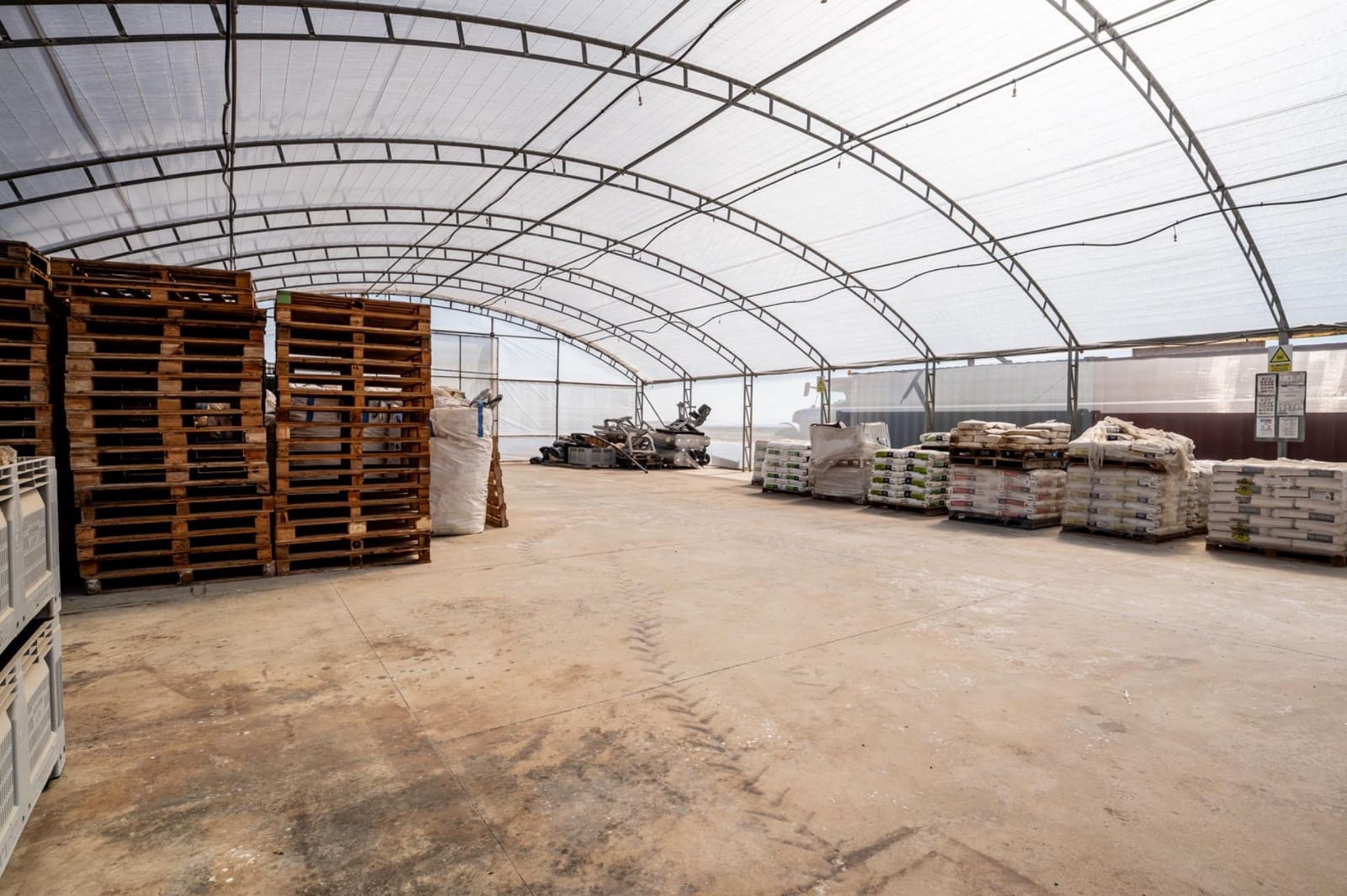 Undeveloped Land for sale in Utrera - € 650,000 (Ref: 9726753)