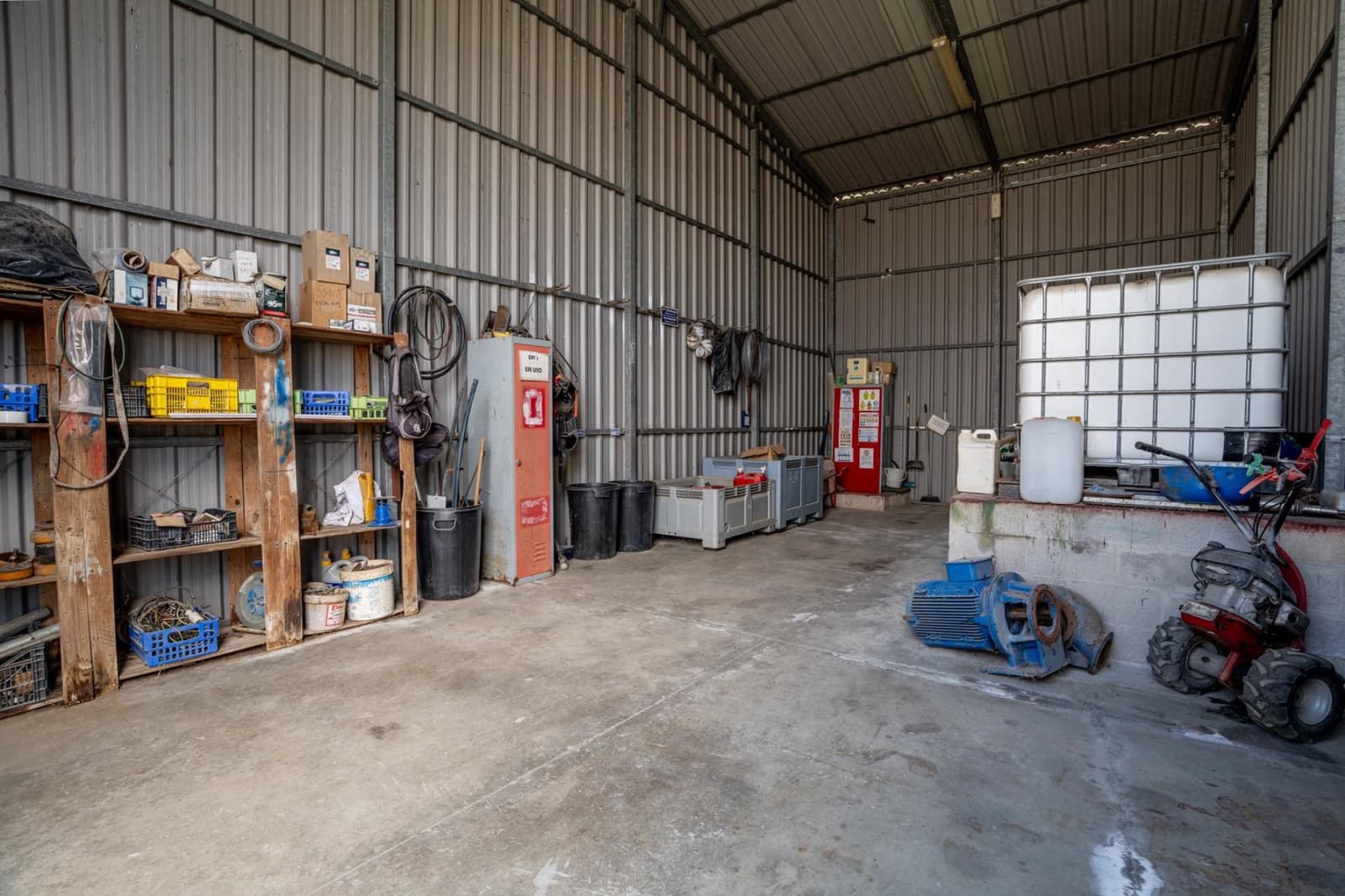 Grunde uden byggetilladelser til salg i Utrera - € 650.000 (Ref: 9726753)