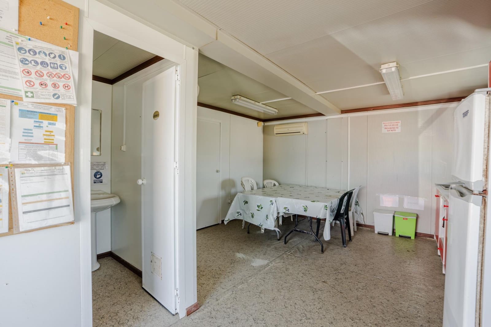 Grunde uden byggetilladelser til salg i Utrera - € 650.000 (Ref: 9726753)