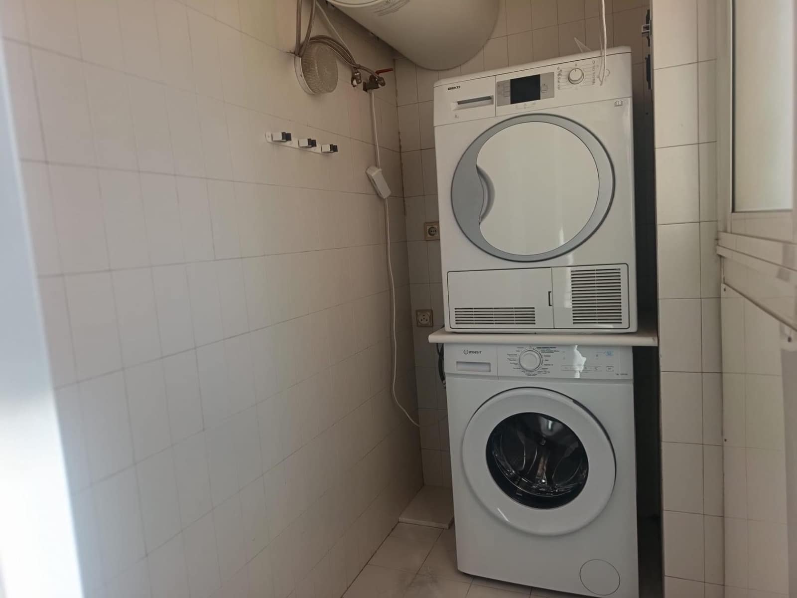1 sovrum Lägenhet att hyra i Sevilla stad - 1 100 € (Ref: 9759074)