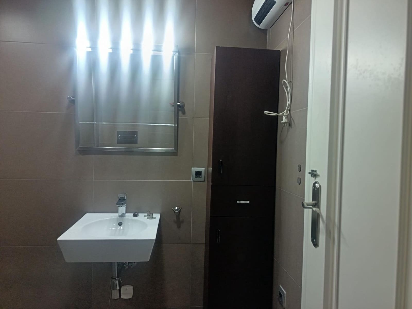 1 sovrum Lägenhet att hyra i Sevilla stad - 1 100 € (Ref: 9759074)