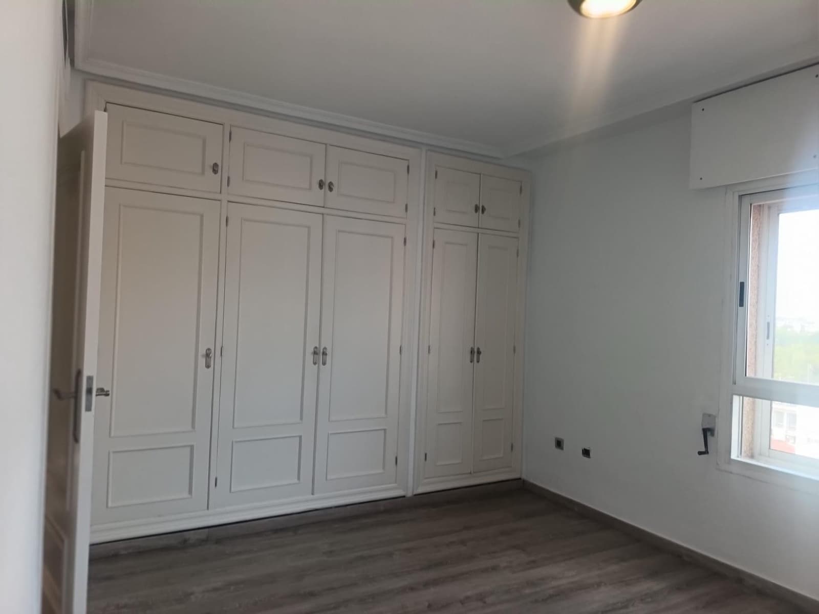 1 sovrum Lägenhet att hyra i Sevilla stad - 1 100 € (Ref: 9759074)