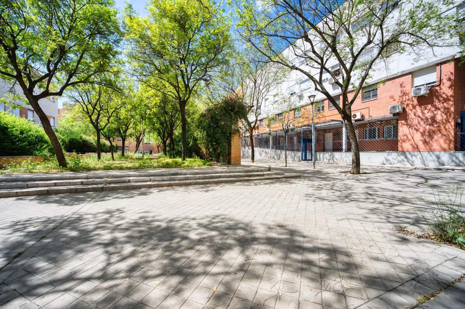 3 bedroom Apartment for sale in Seville city with garage - € 230,000 (Ref: 9780691)