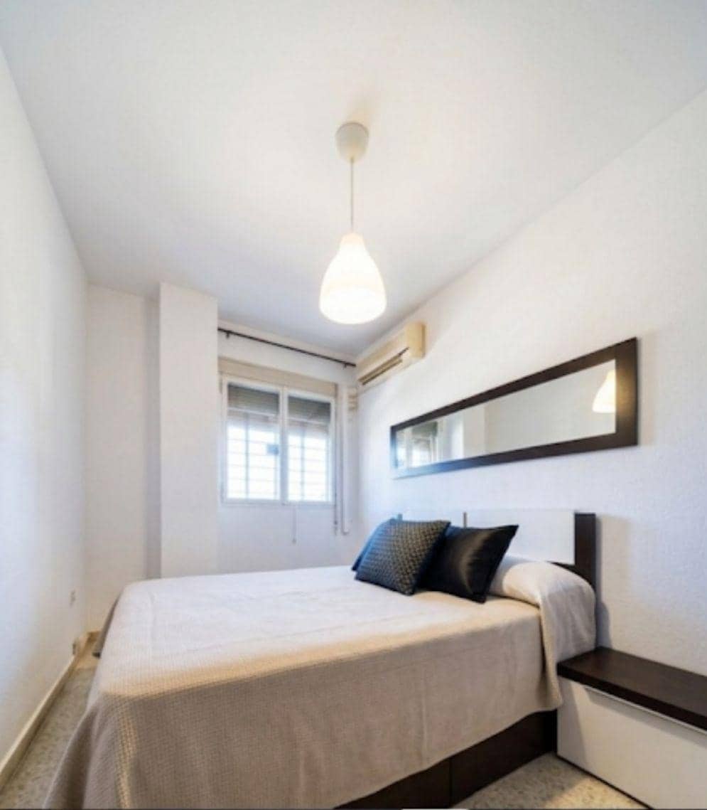 3 slaapkamer Appartement te koop in Sevilla stad met garage - € 225.000 (Ref: 9780691)