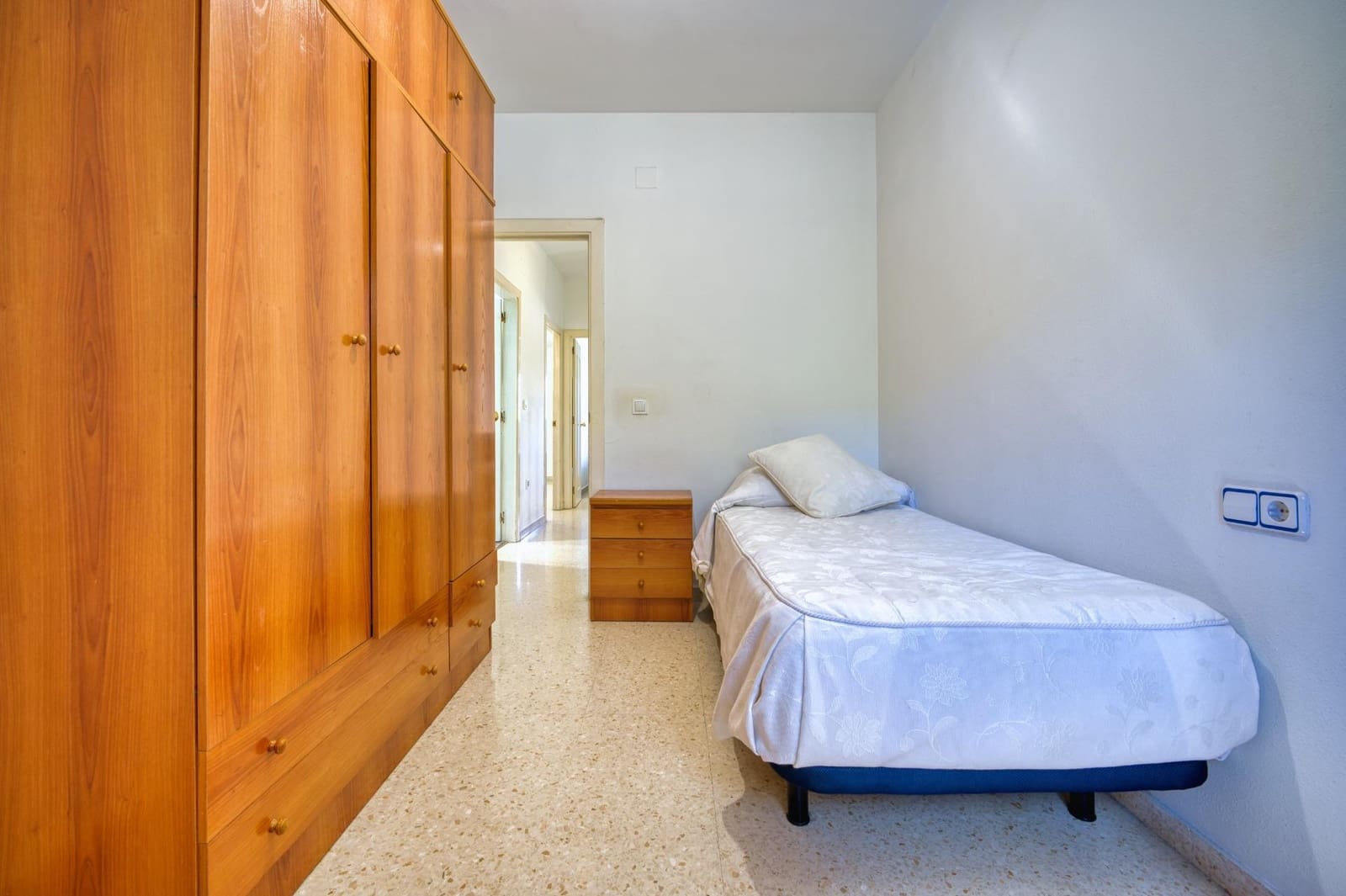 3 slaapkamer Appartement te koop in Sevilla stad met garage - € 225.000 (Ref: 9780691)