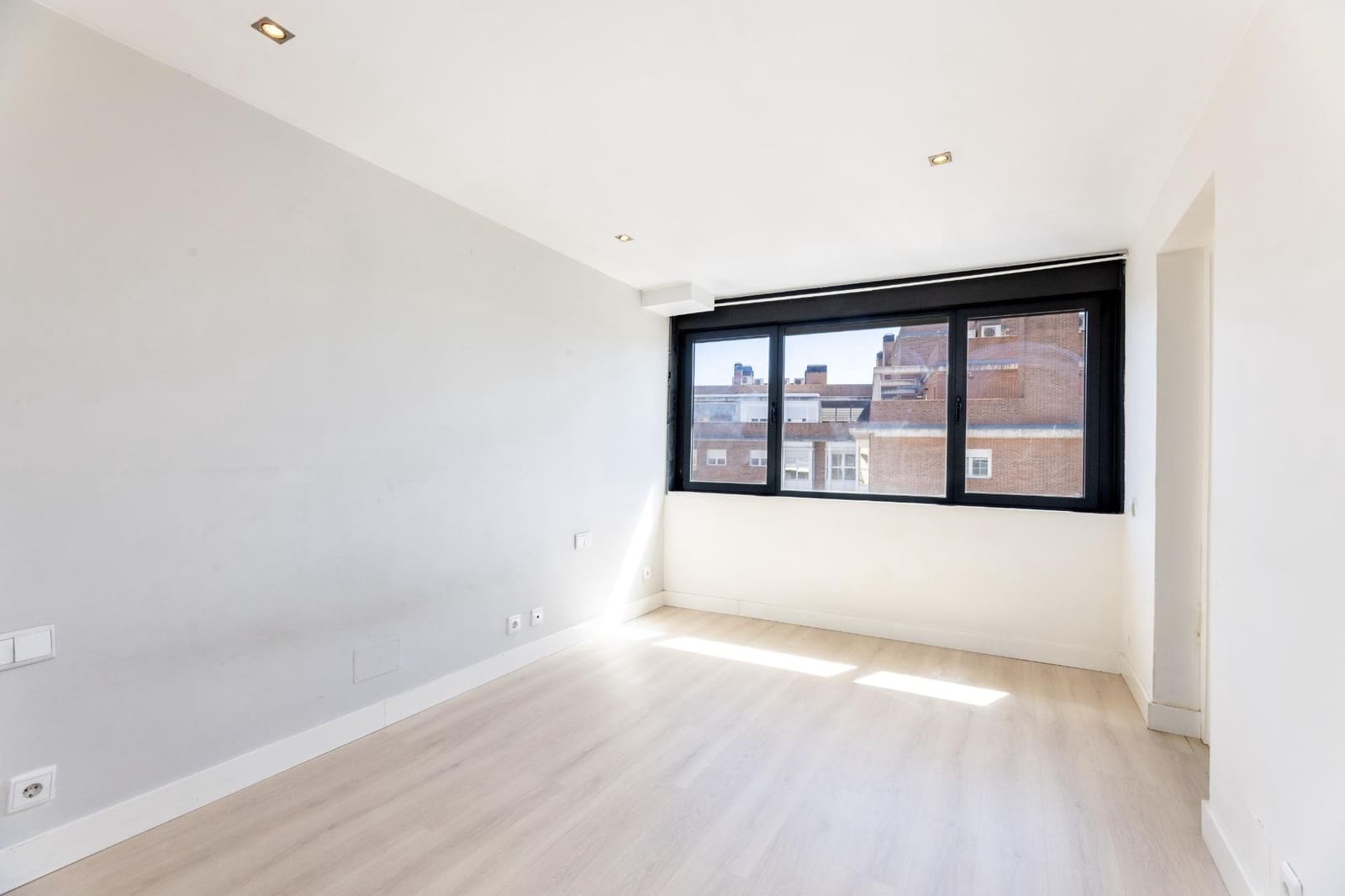 4 chambre Penthouse à vendre à Madrid ville avec piscine garage - 1 500 000 € (Ref: 9784988)