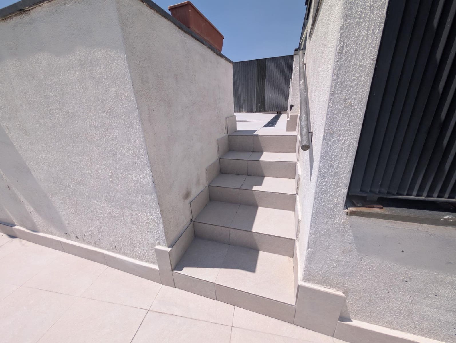 4 bedroom Penthouse for sale in Madrid city with pool garage - € 1,200,000 (Ref: 9784988)