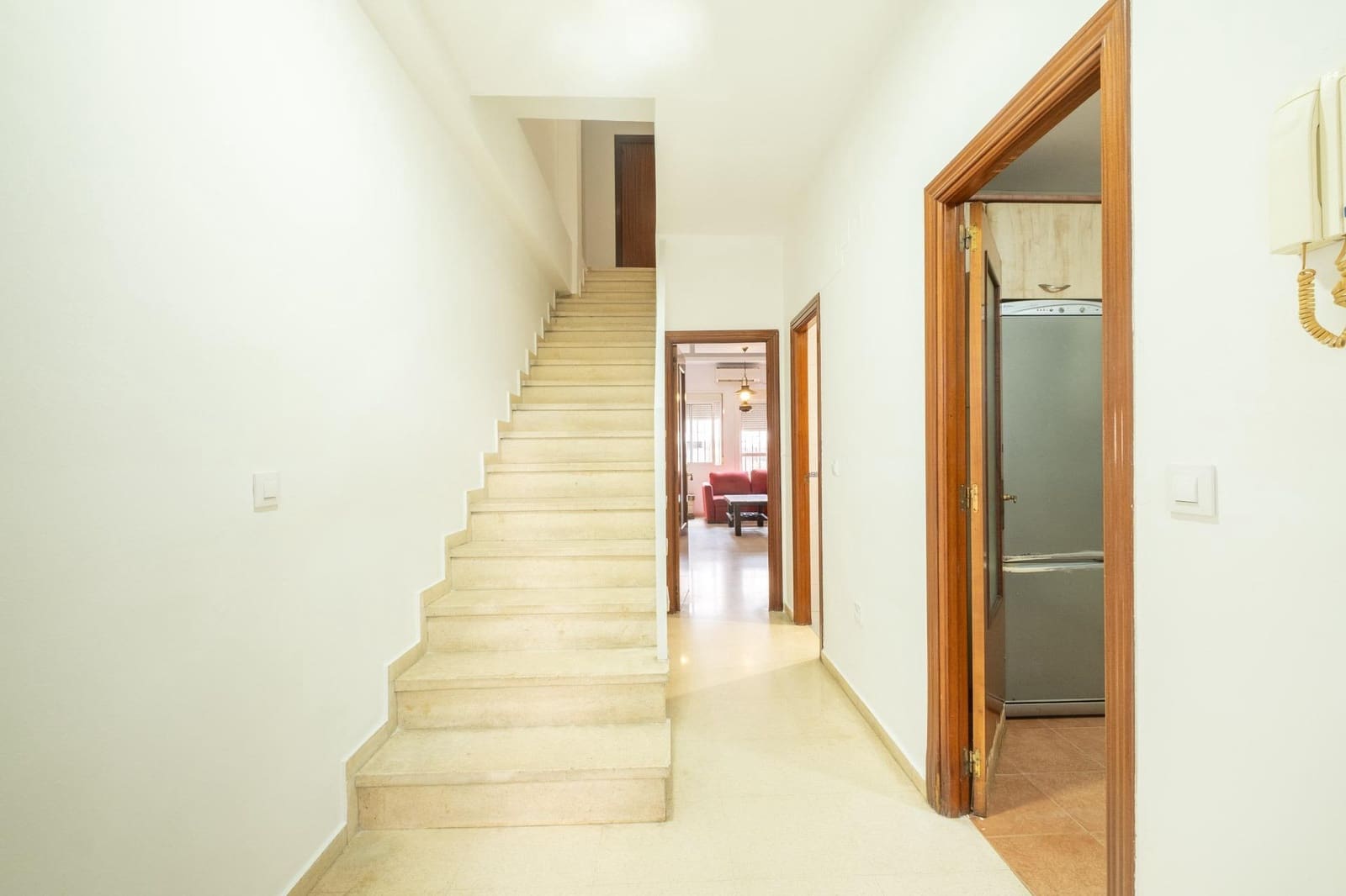 4 sypialnia Apartament na sprzedaż w Miasto Sewilla z basenem garażem - 343 000 € (Ref: 9788503)