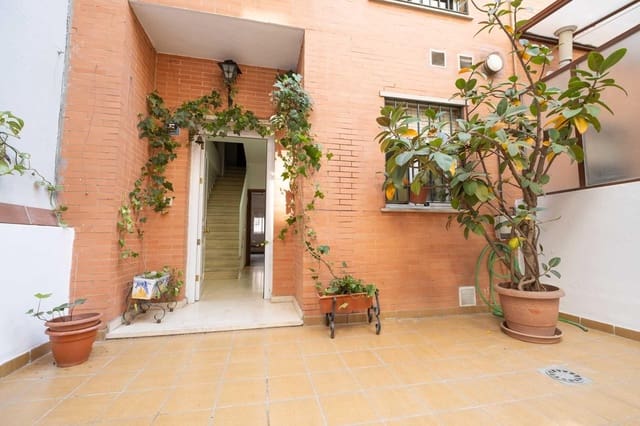 4 sypialnia Apartament na sprzedaż w Miasto Sewilla z basenem garażem - 343 000 € (Ref: 9788503)