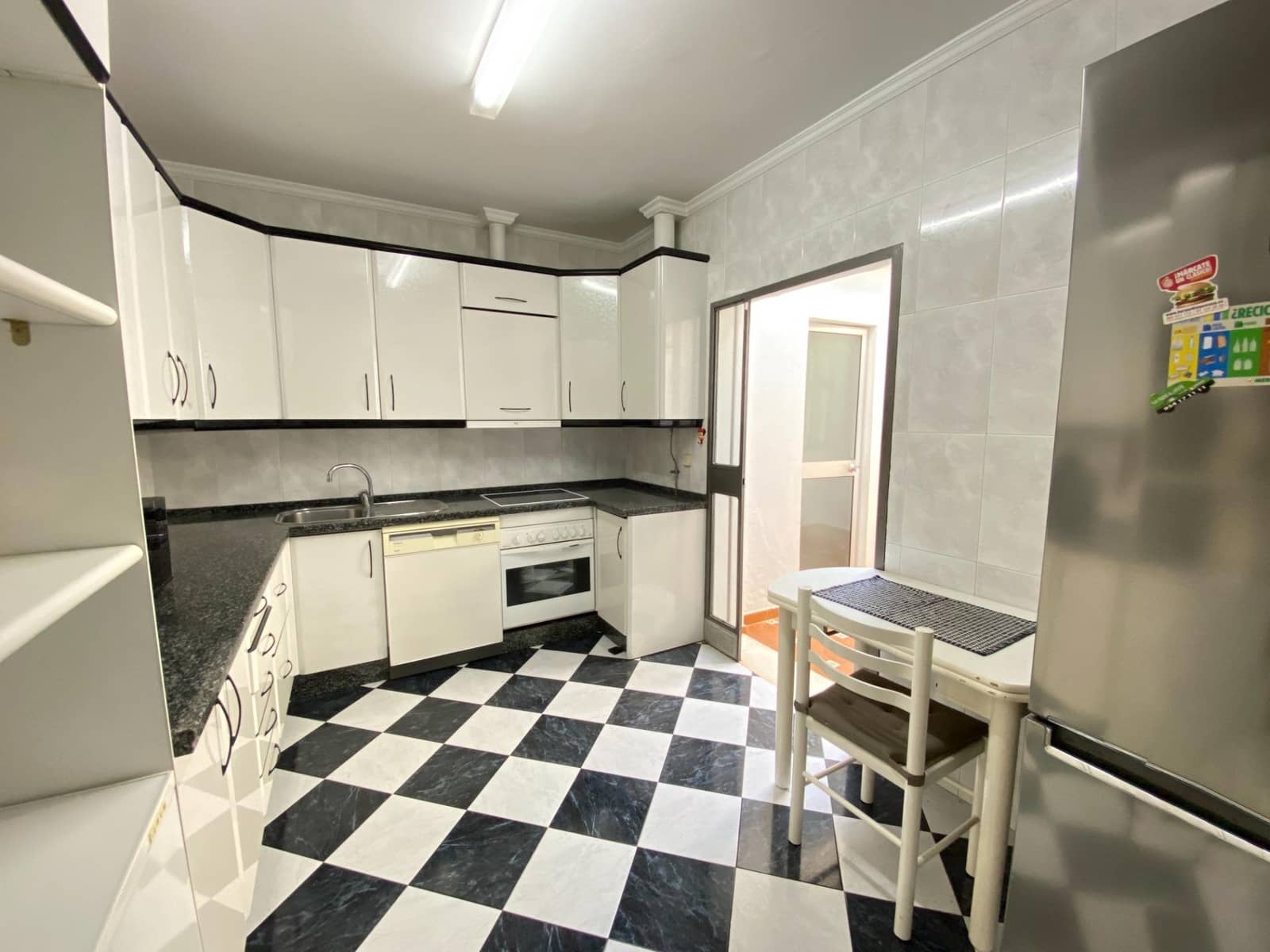 3 Zimmer Reihenhaus zu verkaufen in Camas - 220.000 € (Ref: 9804403)