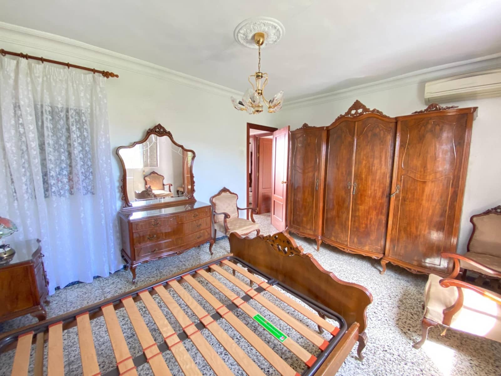 3 bedroom Terraced Villa for sale in Camas - € 220,000 (Ref: 9804403)