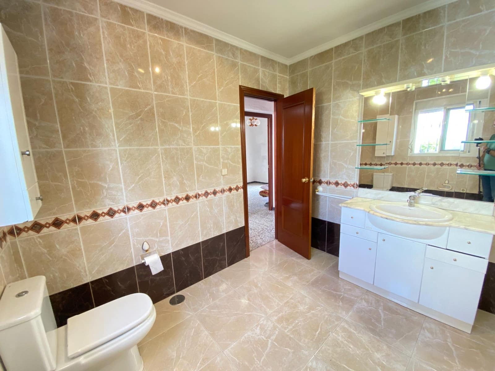 3 bedroom Terraced Villa for sale in Camas - € 220,000 (Ref: 9804403)