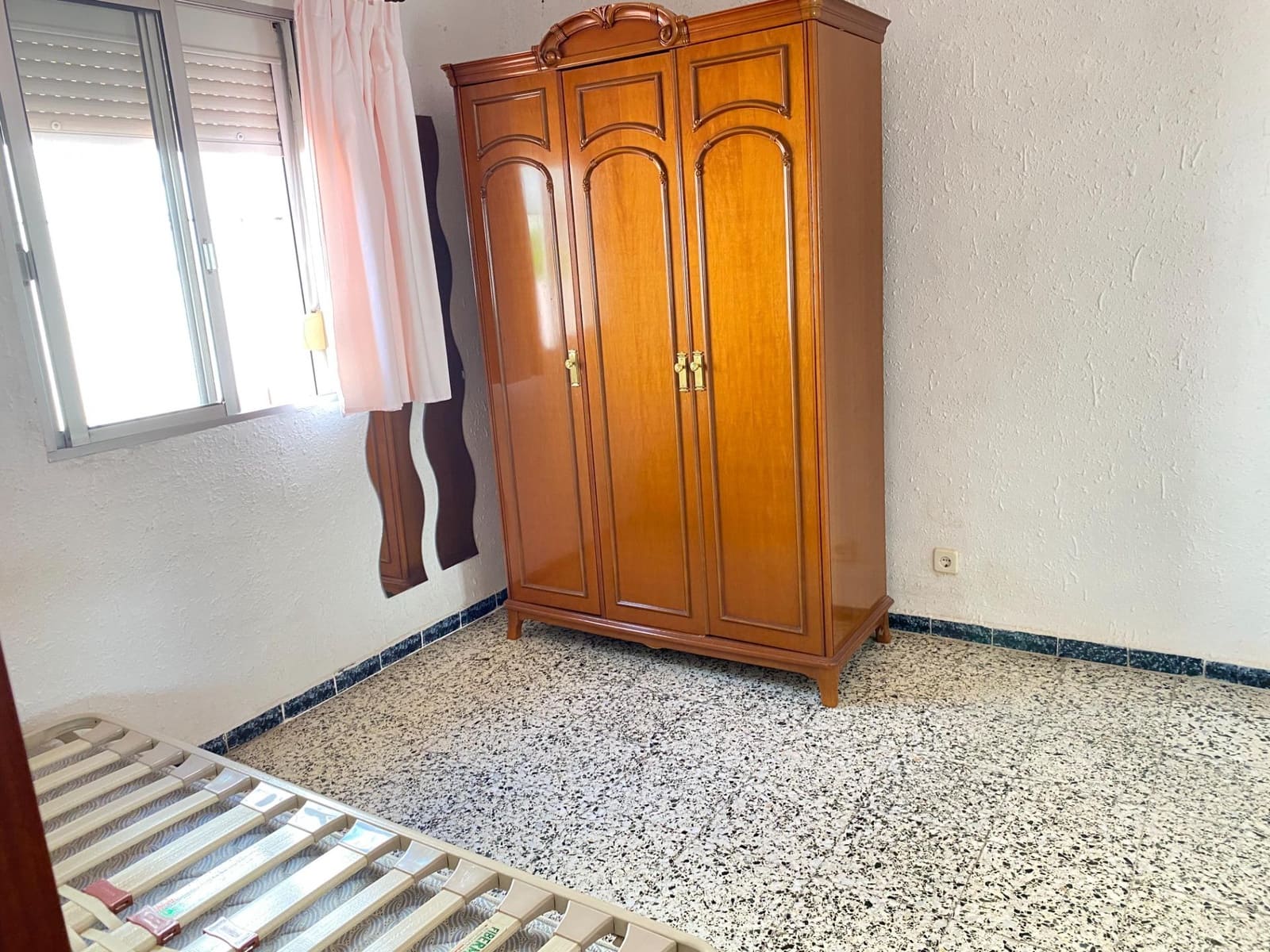 3 bedroom Terraced Villa for sale in Camas - € 220,000 (Ref: 9804403)