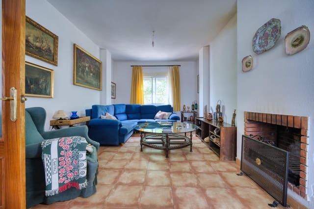 5 sovrum Villa till salu i Espartinas med garage - 380 000 € (Ref: 9804404)