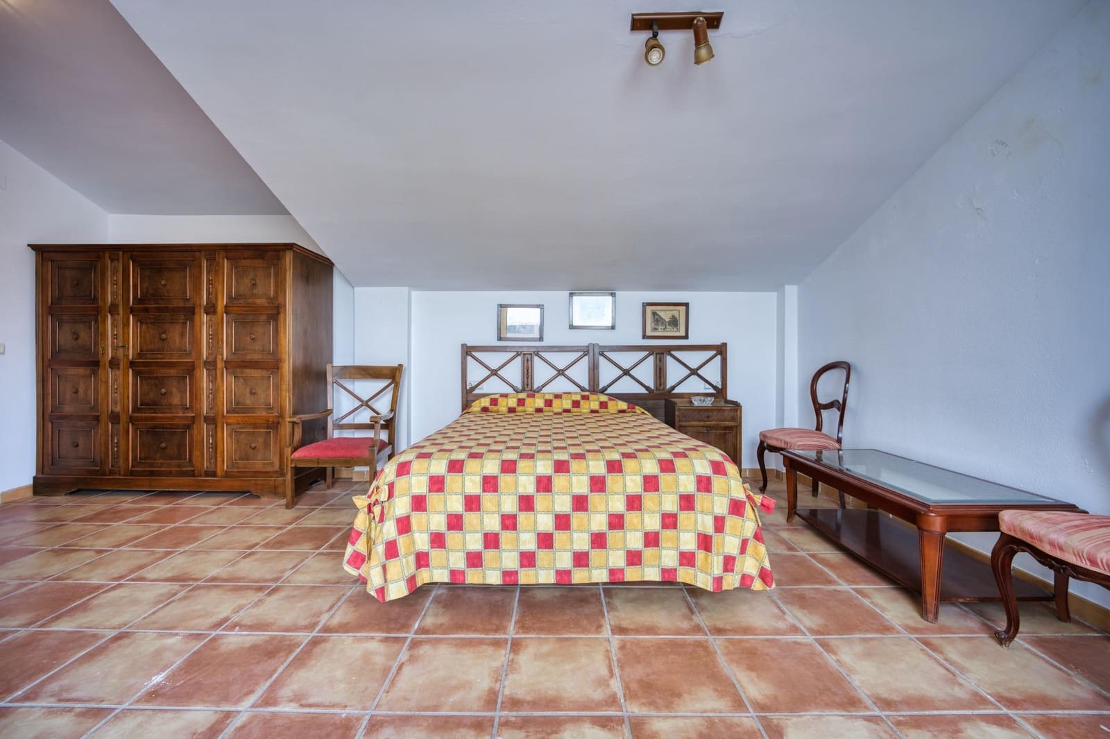 5 sovrum Villa till salu i Espartinas med garage - 380 000 € (Ref: 9804404)