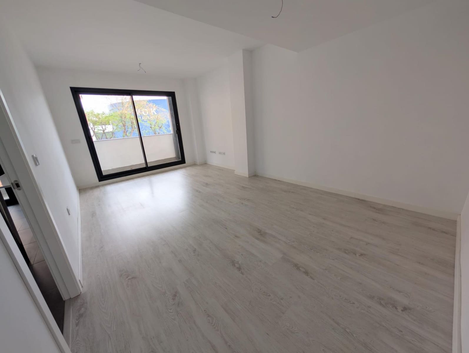 3 camera da letto Appartamento da affittare in Camas con piscina garage - 1.100 € (Rif: 9808078)