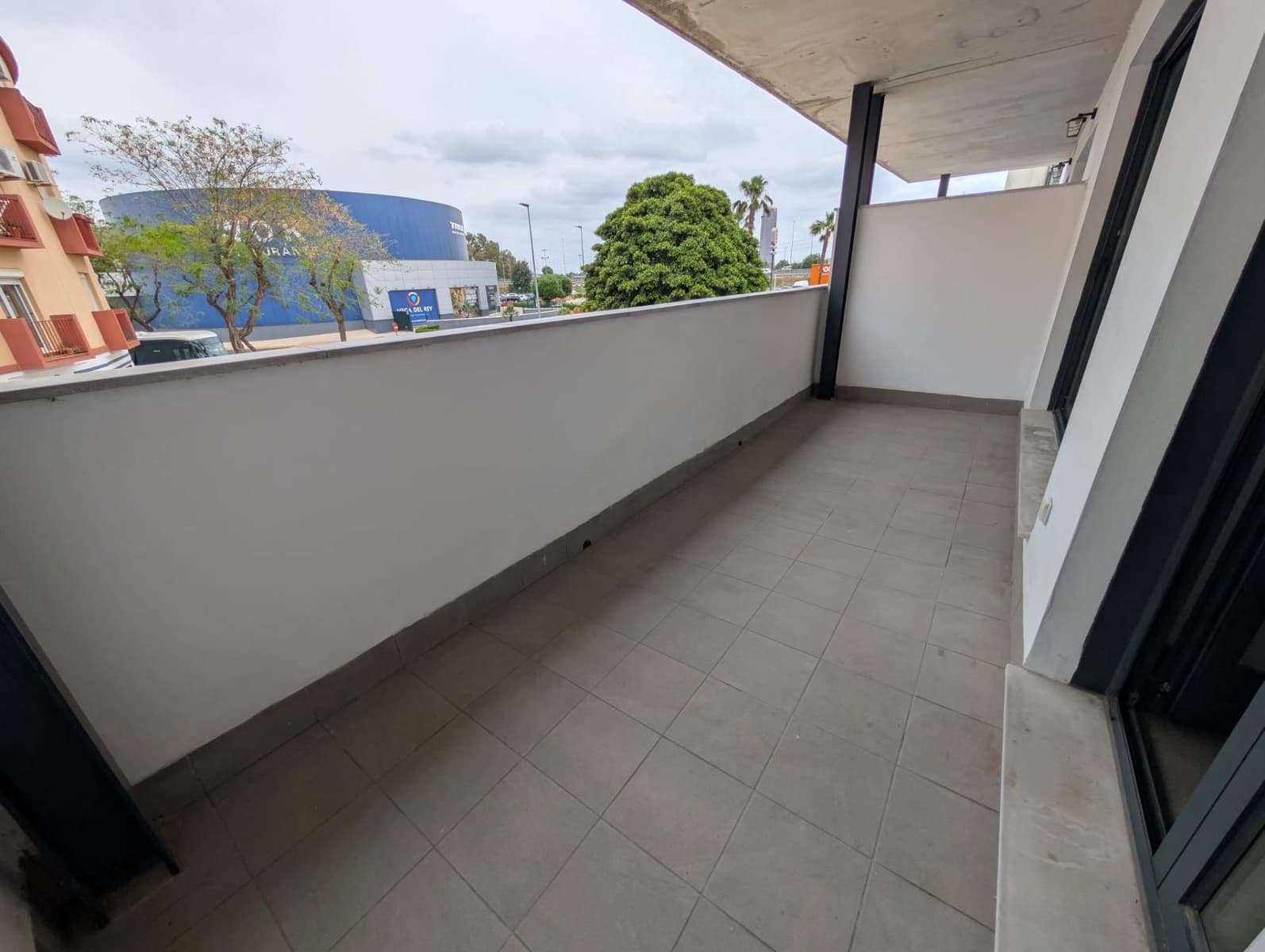 3 camera da letto Appartamento da affittare in Camas con piscina garage - 1.100 € (Rif: 9808078)