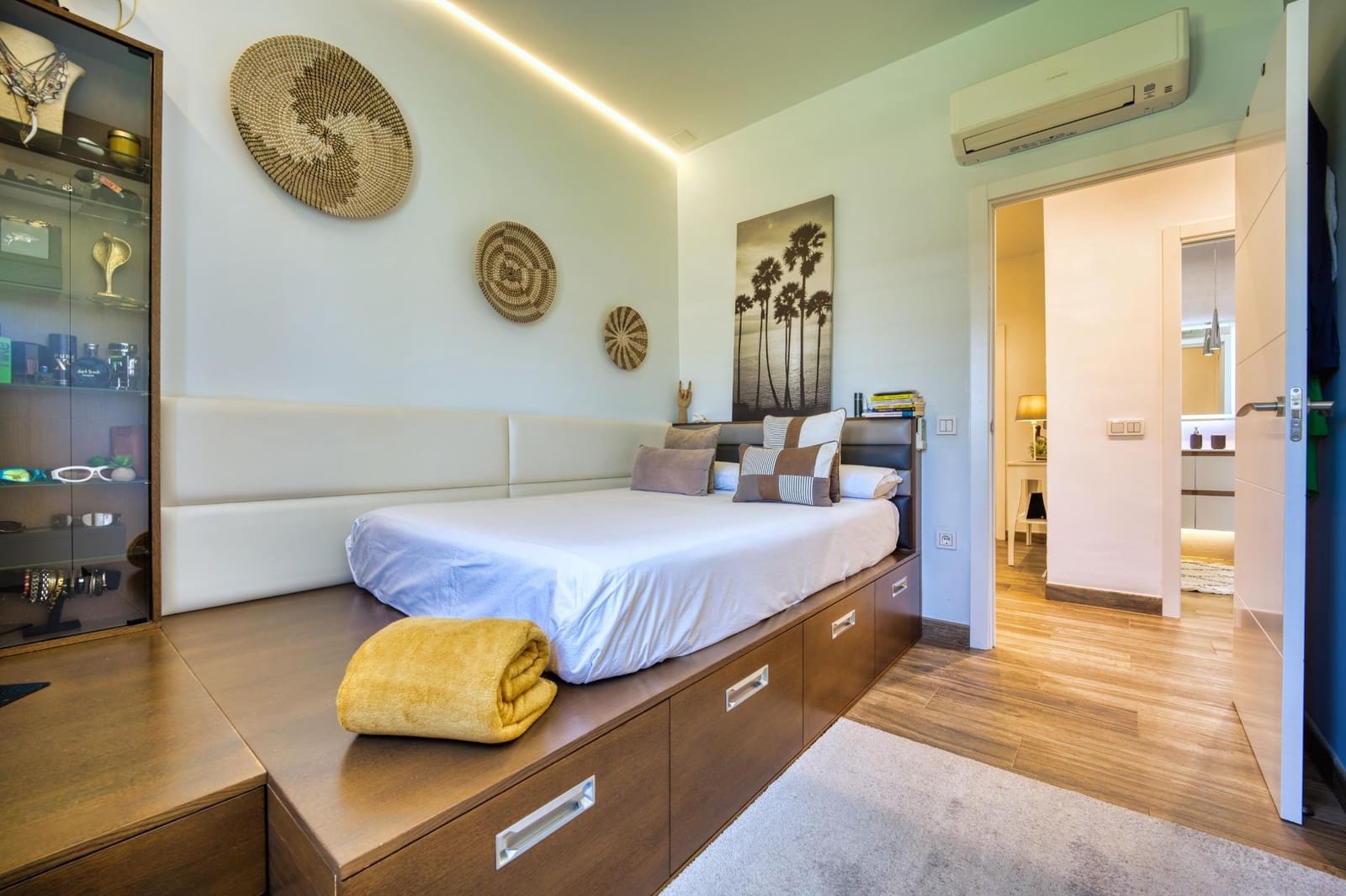 3 bedroom Villa for sale in Carmona with pool - € 520,000 (Ref: 9812242)