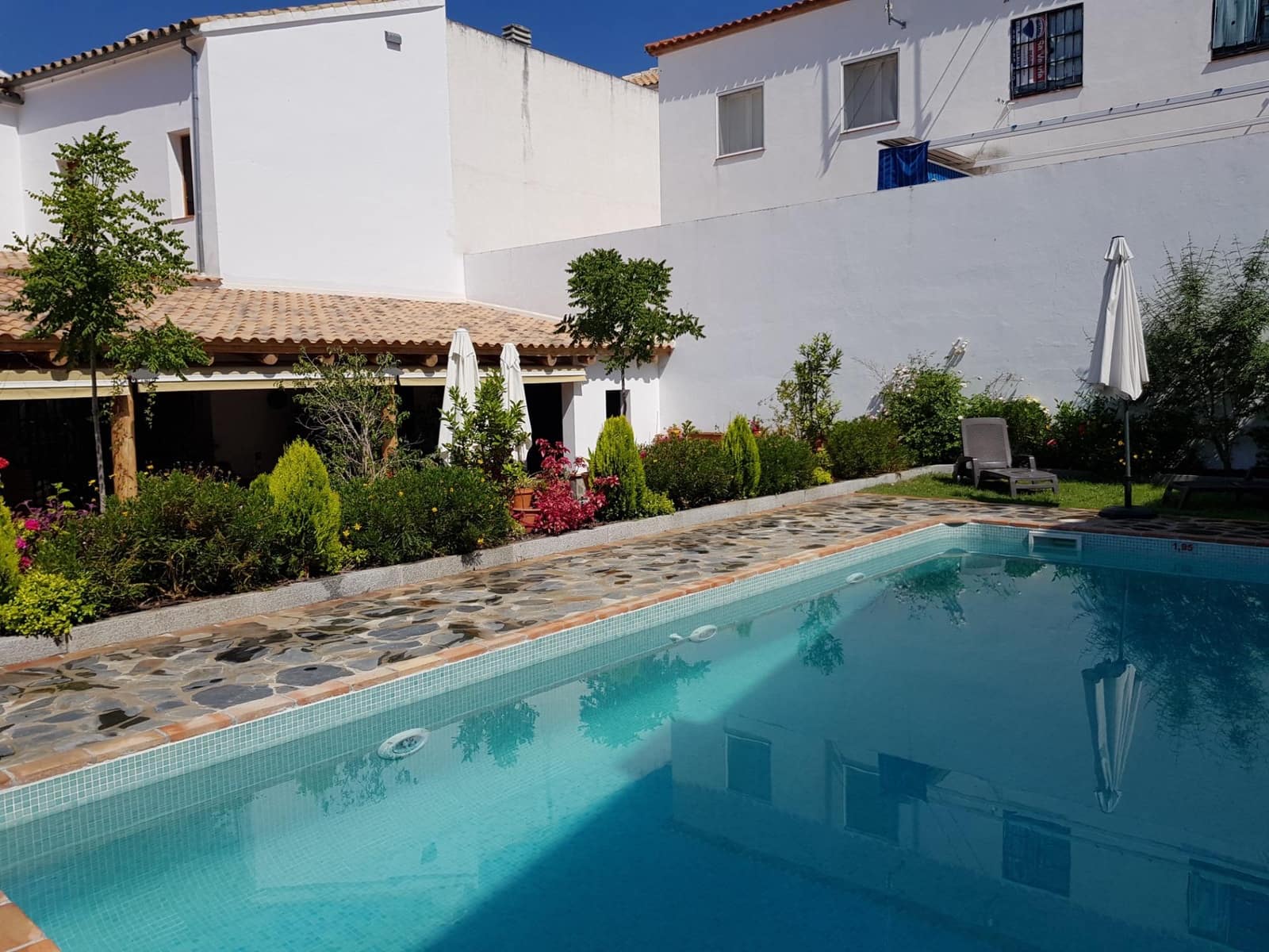 9 camera da letto Hotel in vendita in El Pedroso con piscina - 580.000 € (Rif: 9836424)