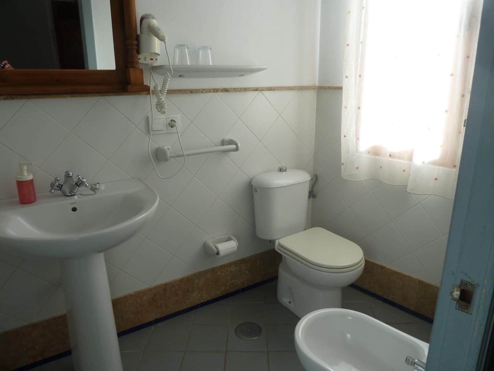 9 camera da letto Hotel in vendita in El Pedroso con piscina - 580.000 € (Rif: 9836424)