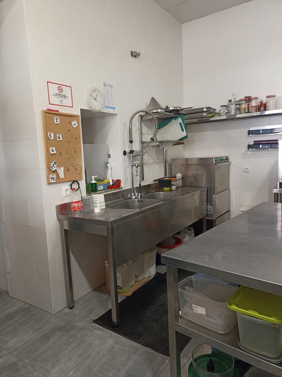 9 camera da letto Hotel in vendita in El Pedroso con piscina - 580.000 € (Rif: 9836424)