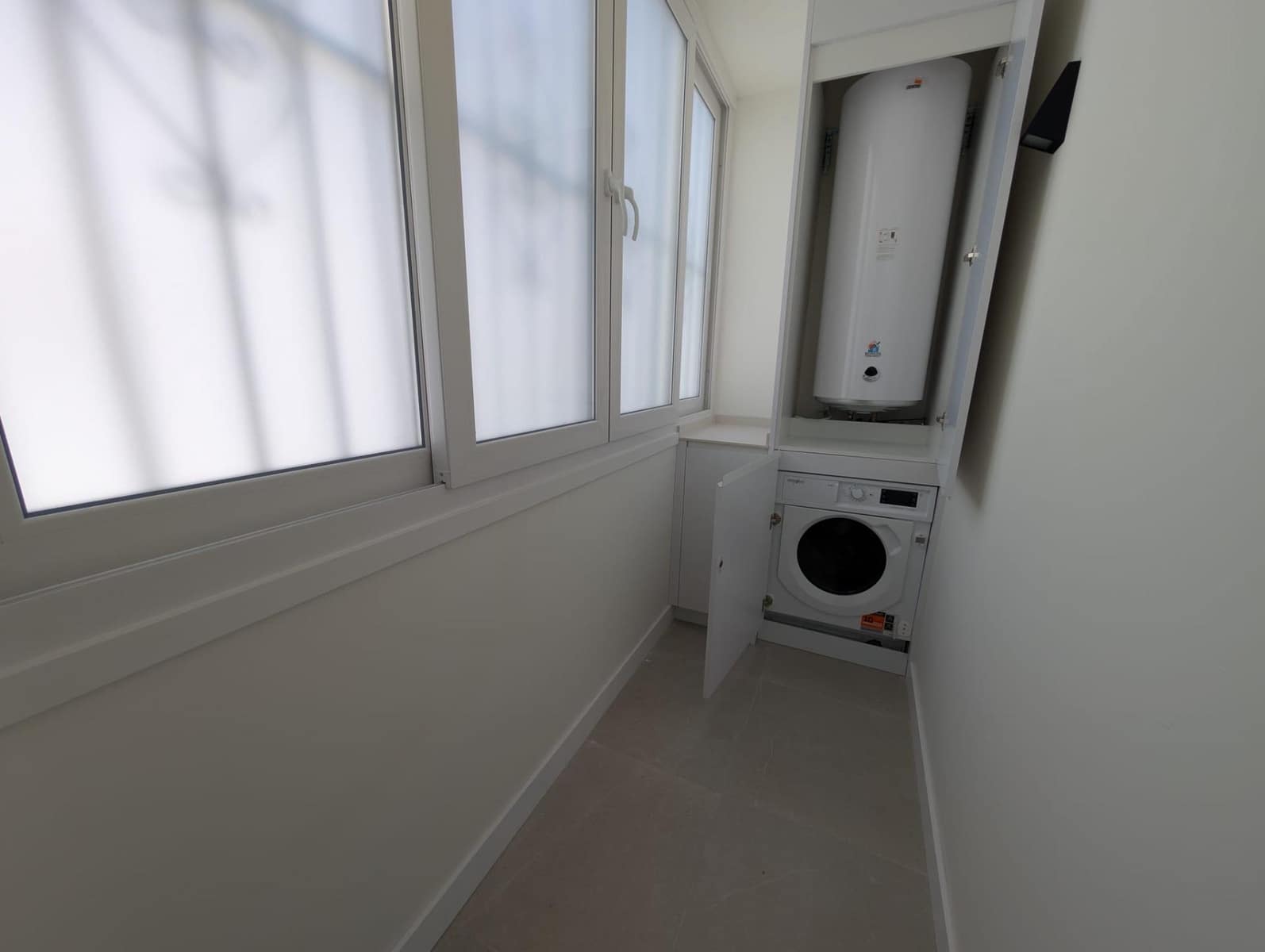 4 bedroom Flat for rent in Seville city - € 2,500 (Ref: 9861964)