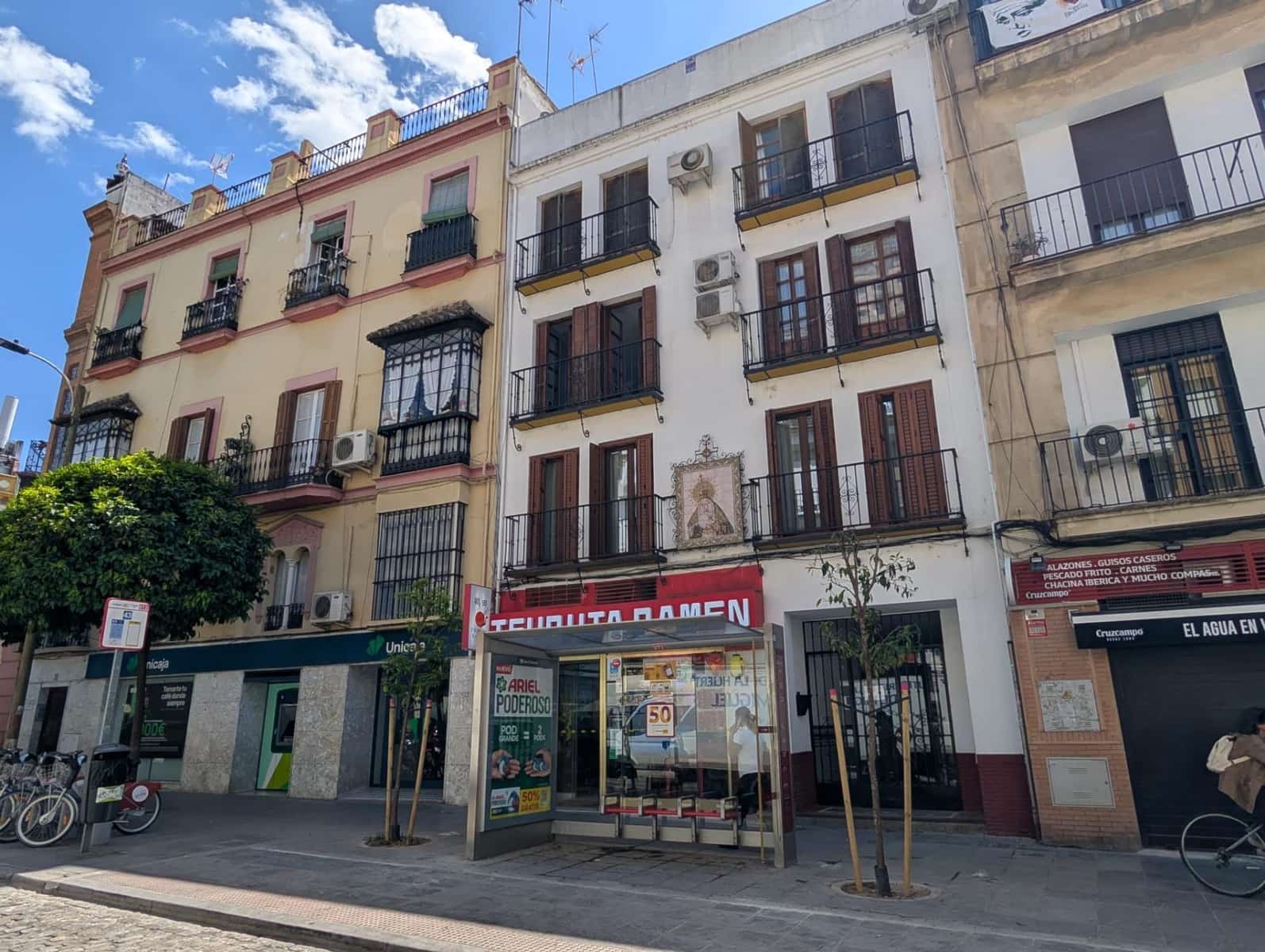 4 bedroom Flat for rent in Seville city - € 2,500 (Ref: 9861964)