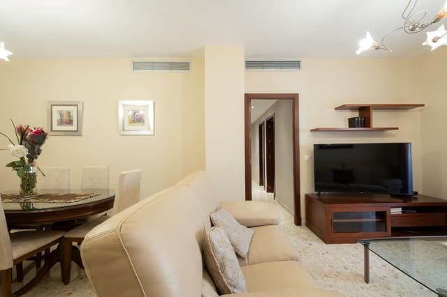 3 sovrum Lägenhet till salu i Alcalá de Guadaira med garage - 225 000 € (Ref: 9861965)