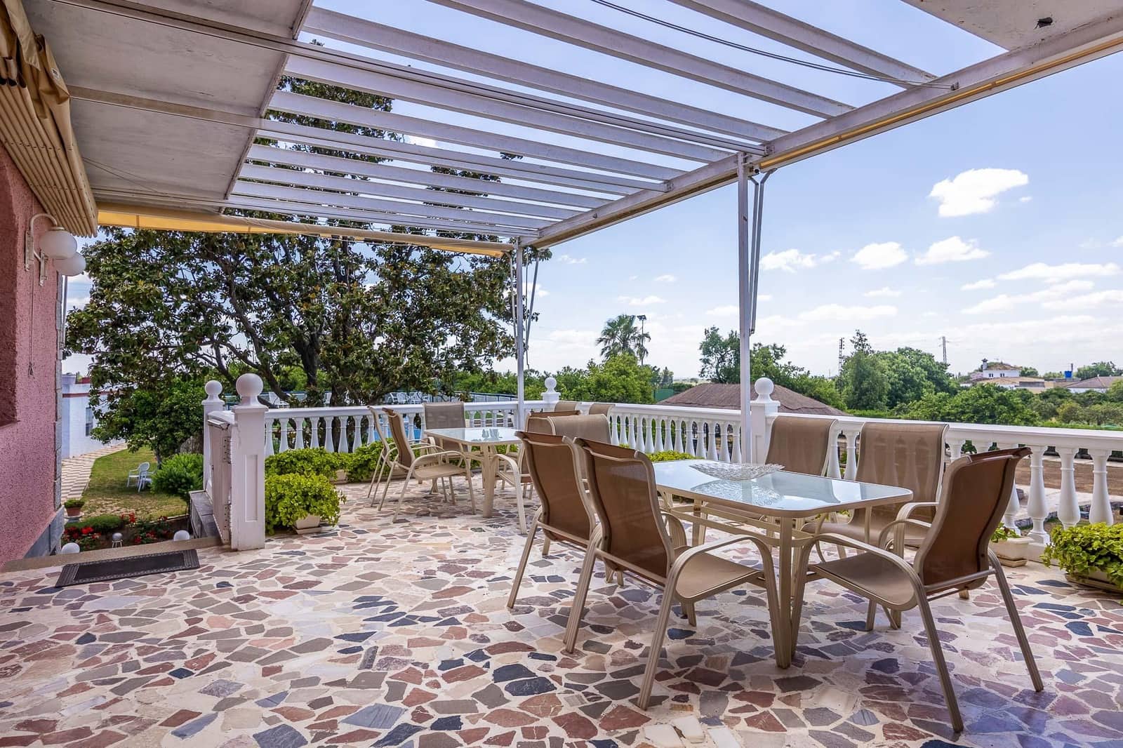 7 soverom Finca/Herregård til salgs i Sanlucar la Mayor med svømmebasseng garasje - € 1 245 500 (Ref: 9861966)